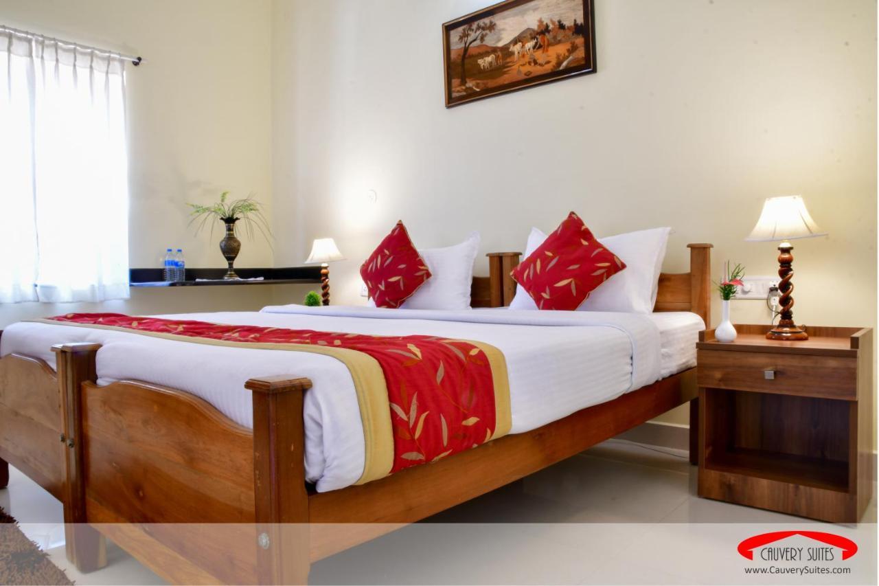 Cauvery Suites Madikeri Exterior photo
