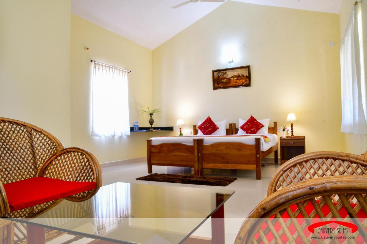 Cauvery Suites Madikeri Exterior photo